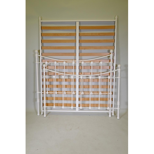 1093 - A Laura Ashley Victorian style painted metal bed, mattress size 150 x 190cm