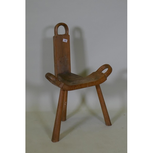 1180 - An early C20th beechwood birthing chair