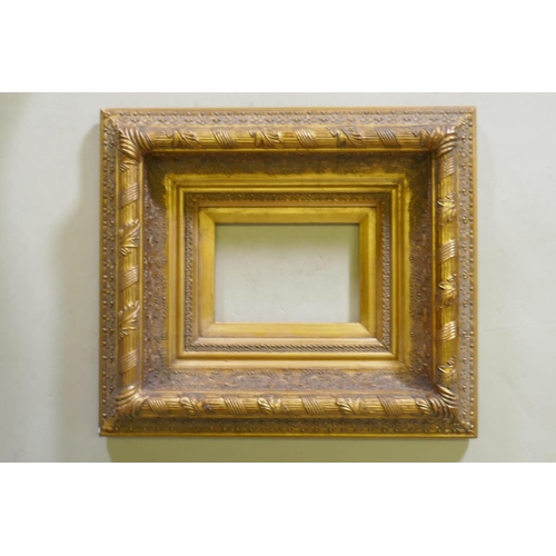 868 - A gilt picture frame, rebate 18 x 13cm