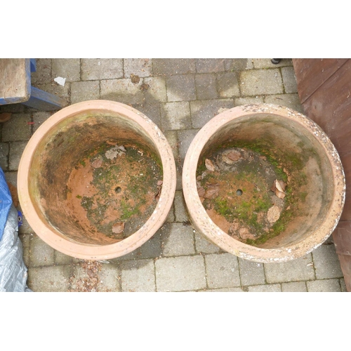 1099 - A pair of antique terracotta garden pots, 40cm high x 50cm diameter