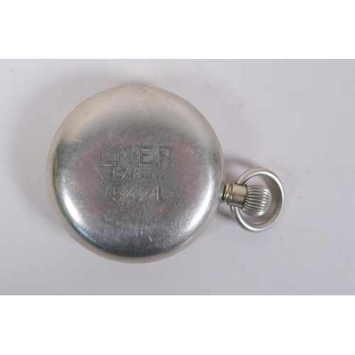 603 - An L.N.E.R. (London & North Eastern Railway) railway issued pocket watch by Selex, marked to the... 