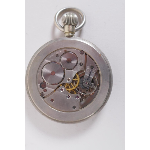 603 - An L.N.E.R. (London & North Eastern Railway) railway issued pocket watch by Selex, marked to the... 