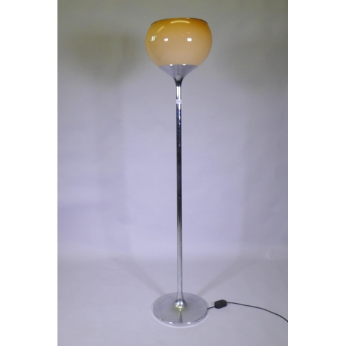 1006 - A 1970s Italian Harvey Guzzini Bud Grande chromed metal floor lamp with butterscotch acrylic shade, ... 