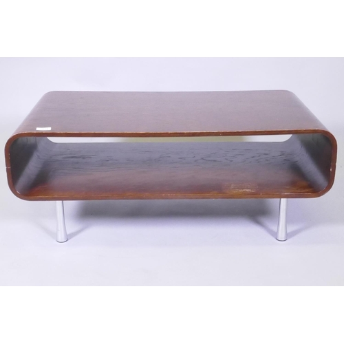 1014 - A 1070s bent ply coffee table on chrome legs, 90 x 50cm, 36cm high