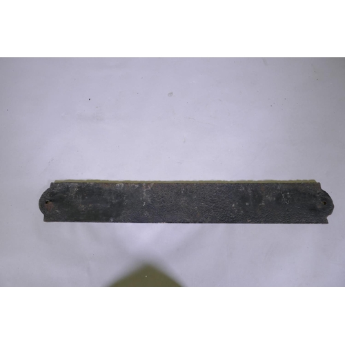 1033 - An antique cast iron street sign, Victoria Street, 90cm long