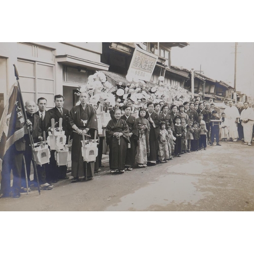 107 - A collection of early C20th Japanese photographs of socio-historic interest