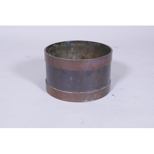 22 - A C19th bronze and copper pot/planter with good patination, 19cm diameter, 12cm high