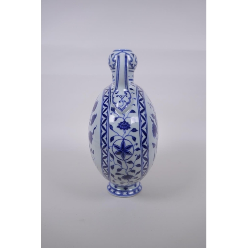 98 - A blue and white porcelain moon flask with garlic head shaped neck and two handles, decorated with a... 