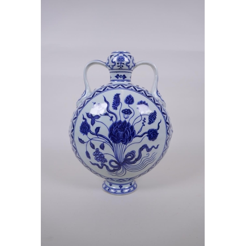 98 - A blue and white porcelain moon flask with garlic head shaped neck and two handles, decorated with a... 