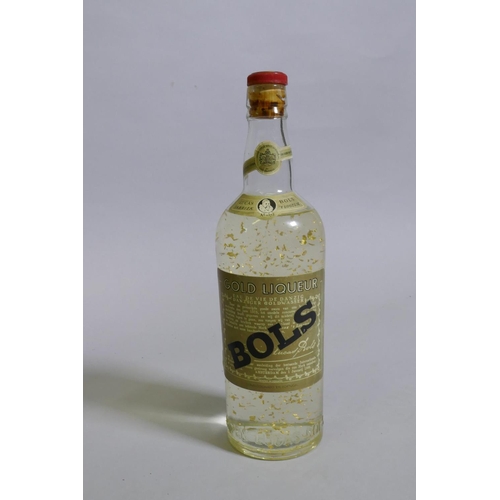 77 - A quantity of spirits, vintage bottle of Bols Gold Liqueur, RB Smith & Son Ltd, Moorland 70% Sco... 