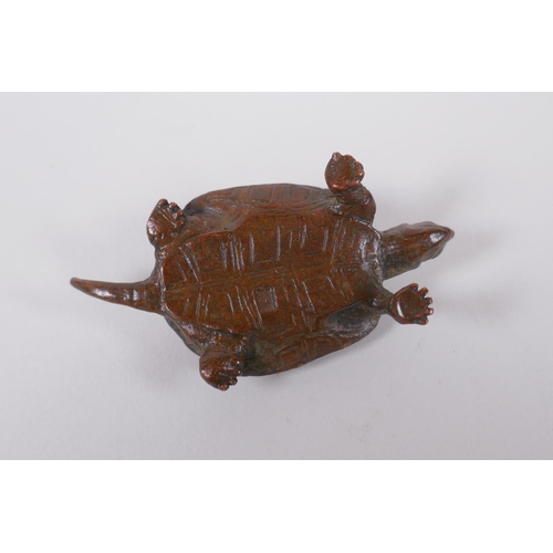 90 - A Japanese style bronze okimono tortoise, impressed mark to base, 6cm long