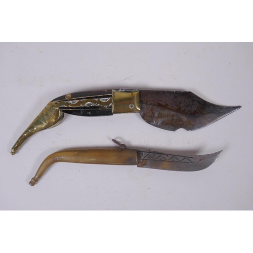 341 - A C19th Spanish brass and horn handled Navaja knife, and a smaller horn handled Navaja knife from th... 