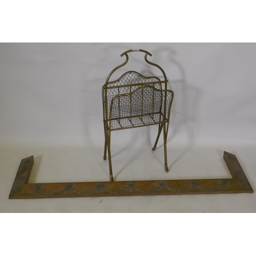 1078 - A brass magazine rack and Victorian brass fender, 144 x 39cm