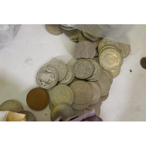 285 - A large quantity of coinage, mostly British, C19th and majority later, copper and silver, spade guin... 