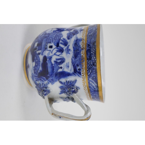 79 - An C18th Pearlware two handled jar and cover, decorated with the Willow pattern, with historic repai... 