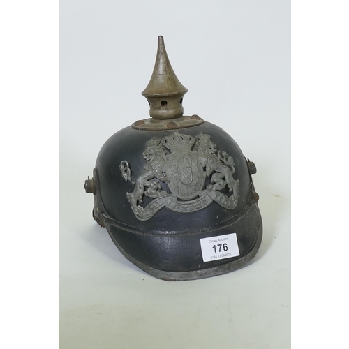 176 - A WWI German Bayern/Bavarian infantryman's pickelhaube helmet, lacking chin strap and cockades 