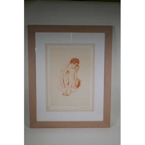 824 - Ruskin Spear signed etching, figure study, with blind stamp, 53 x 37cm