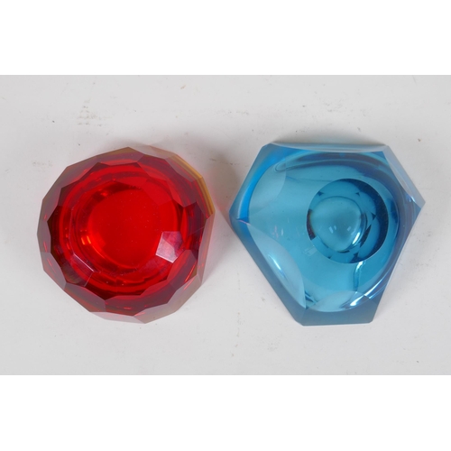 268 - A 1960s Murano 'Sommerso' glass vase and two 'Sommerso' faceted glass ash trays, unmarked, largest 1... 