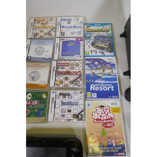 104 - Nintendo Wii U; a DS lite, games etc