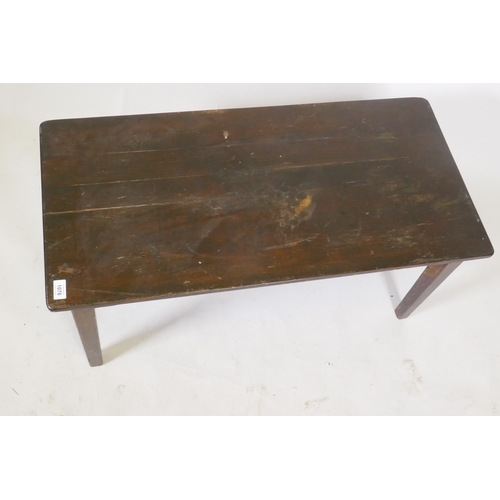 1078 - A vintage oak low occasional table, 91 x 44 x 43cm