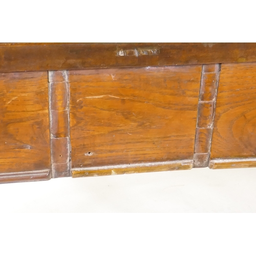 1097 - A Georgian mahogany fold over tea table, with single drawer and swan neck handles, raised on fluted ... 