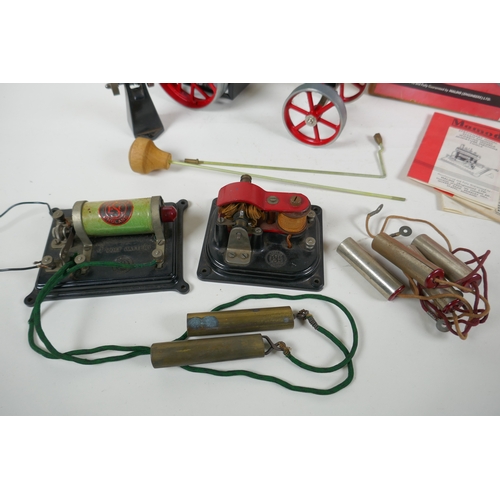 14 - A Mamod T.E.1 traction engine, boxed, an E.S.L. 4 volt battery and matching 4 volt motor, 25cm long