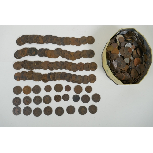 154 - A large collection of assorted world coinage including a large quantity of Victorian copper pennies