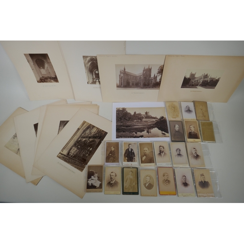 75 - A quantity of late C19th/early C20th photographic portrait cabinet cards together with a collection ... 