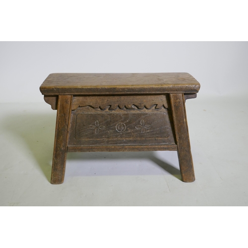 1085 - A C19th Chinese elm barber's stool with two end drawers, 42 x 23cm, 28cm high