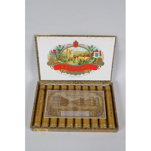 15 - A box of ten Smit and ten Hove, Balmoral vintage  cigars, each in tube, 12cm long