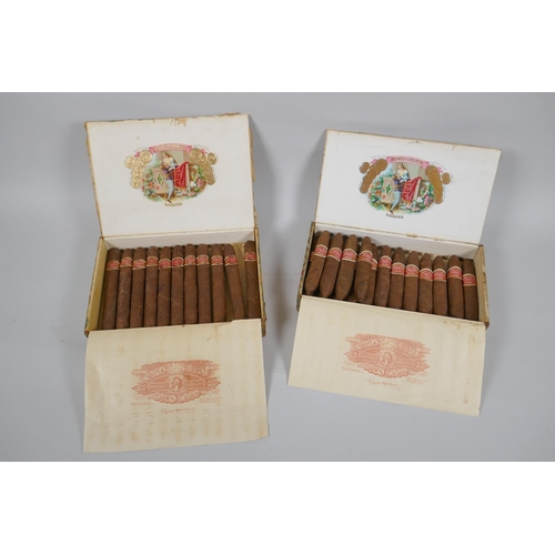 16 - A box of vintage Rodriguez Arguelles y Cia, Alvarez y Garcia, Romeo y Julieta, Seneca Havana cigars,... 