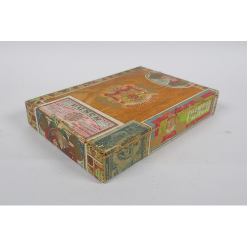 17 - A box of twenty four vintage Manuel Lopez, J. Valle & Co 'Punch' Havana cigars, 13cm long, circa... 