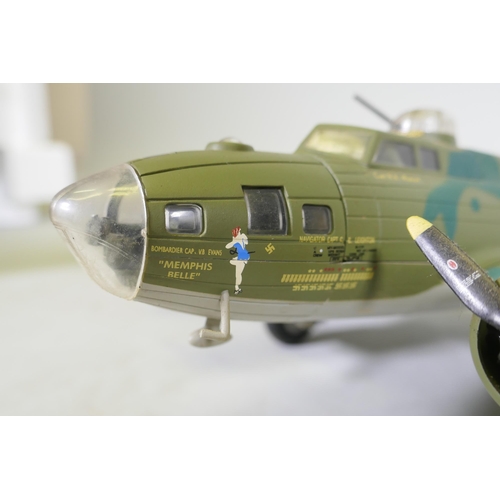 20 - A Franklin Mint Armour Collection 1:48 scale diecast B-17 Memphis Belle Flying Fortress, complete in... 