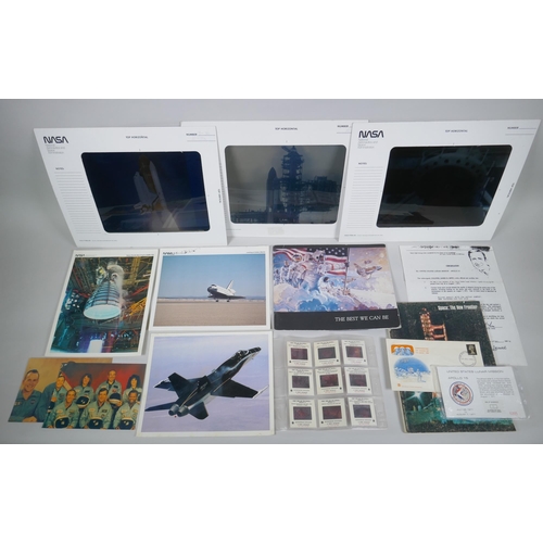 69 - A quantity of NASA related collectables to include transparencies, informational cards, booklets, st... 