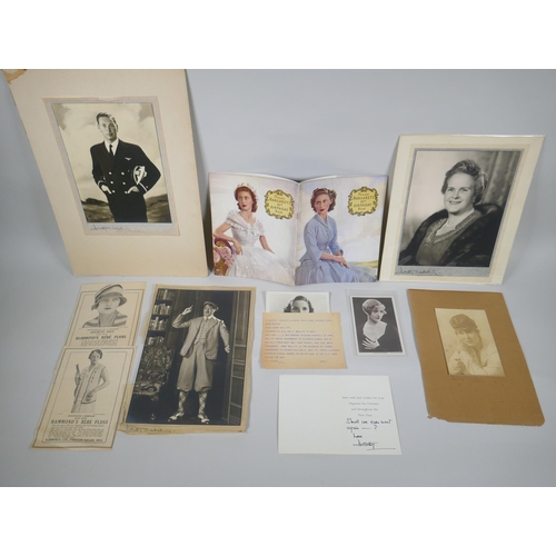 81 - A collection of Dorothy Wilding items including photographs (some signed), an International News Pho... 