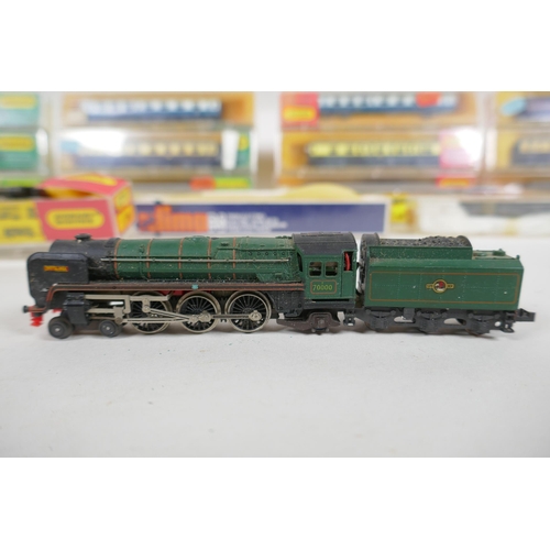 102 - A large quantity of Hornby Minitrix, Atlas, TRIX, Lima etc N gauge locomotives and rolling stock, an... 