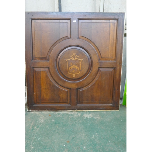 1118 - Architectural salvage, C19th oak panelling with marquetry inlaid armorial crest, 151 x 153cm