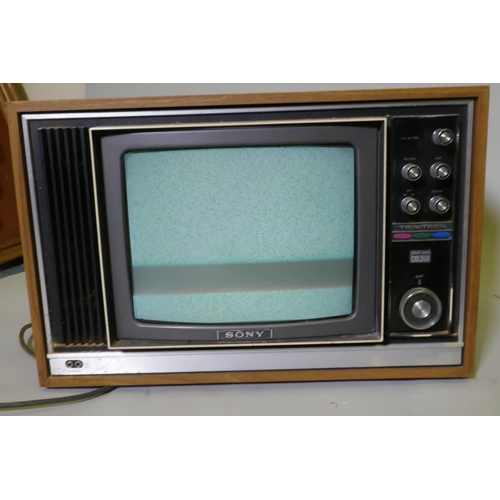 56 - A Vintage Sony Trinitron colour TV, model No KV132OVB, and a Philips VR2022 VCR