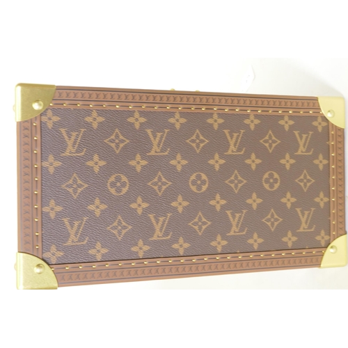 675 - A Louis Vuitton watch case, 34 x 19 x 11.5xm