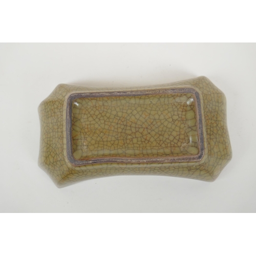 175 - A Chinese rectangular crackleware dish, 23 x 13cm 