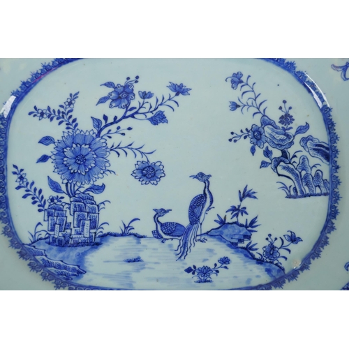 18 - A C19th Chinese blue and white porcelain export ware serving plate, decorated with asiatic birds and... 