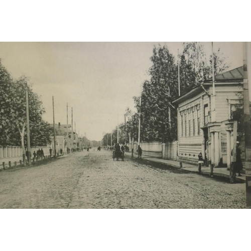 296 - A quantity of postcards, UK late C20th, and approx 80 Imperial Russian, Petrograd, St Petersburg Ark... 