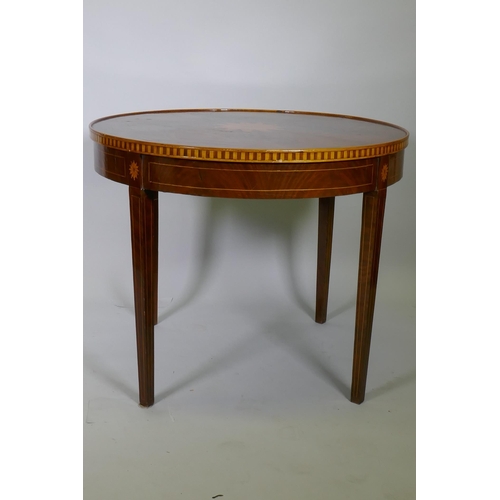 1171 - A marquetry inlaid figured mahogany centre table, with banded frieze top, raised on square tapering ... 