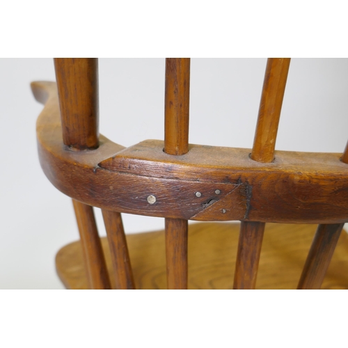 1020 - A C19th Windsor hoop back armchair with elm seat, reduced, 86cm high