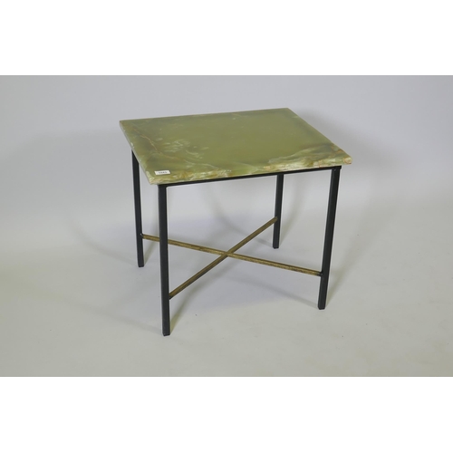 1043 - An onyx top occasional table raised on a painted metal base, 39 x 48 x 53cm