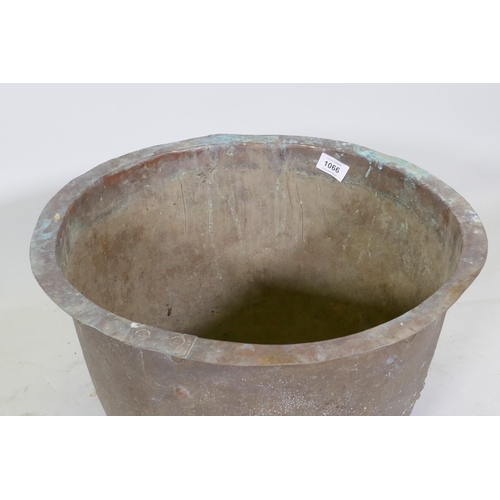 1066 - Antique copper jardiniere/planter of rivetted construction, 46cm diameter x 33cm high