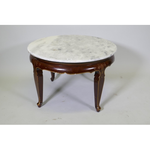 1081 - A Chinese lacquered occasional table with gilt decoration and later marble top, 80cm diameter, 52cm ... 