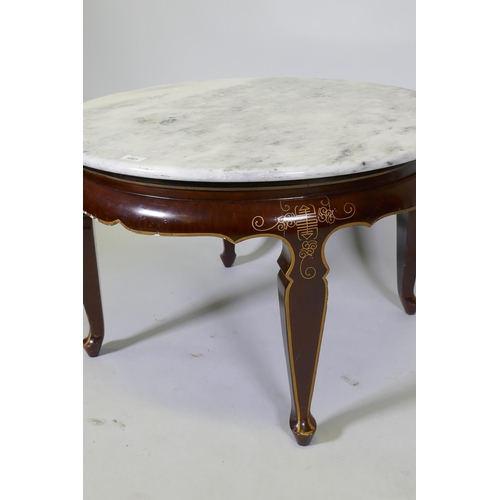 1081 - A Chinese lacquered occasional table with gilt decoration and later marble top, 80cm diameter, 52cm ... 