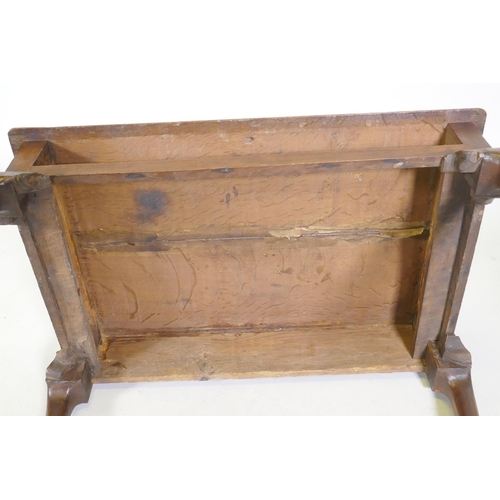 1112 - A small Georgian oak side table, with moulded edge top, and single drawer, raised on cabriole suppor... 