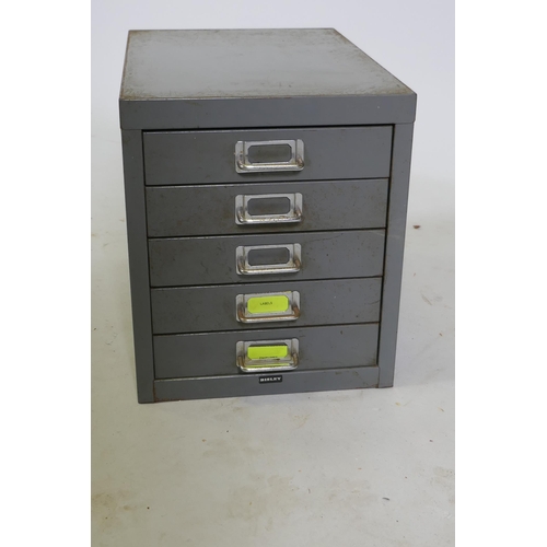 1132 - A Bisley metal five drawer table top filing cabinet, 28 x 41cm